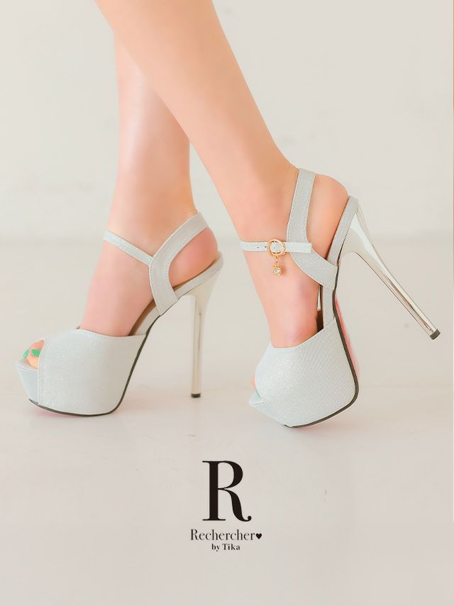 キャバヒール Rechercher ルシェルシェ ラメ ビジューチャーム ストラップ付き オープントゥ サンダル