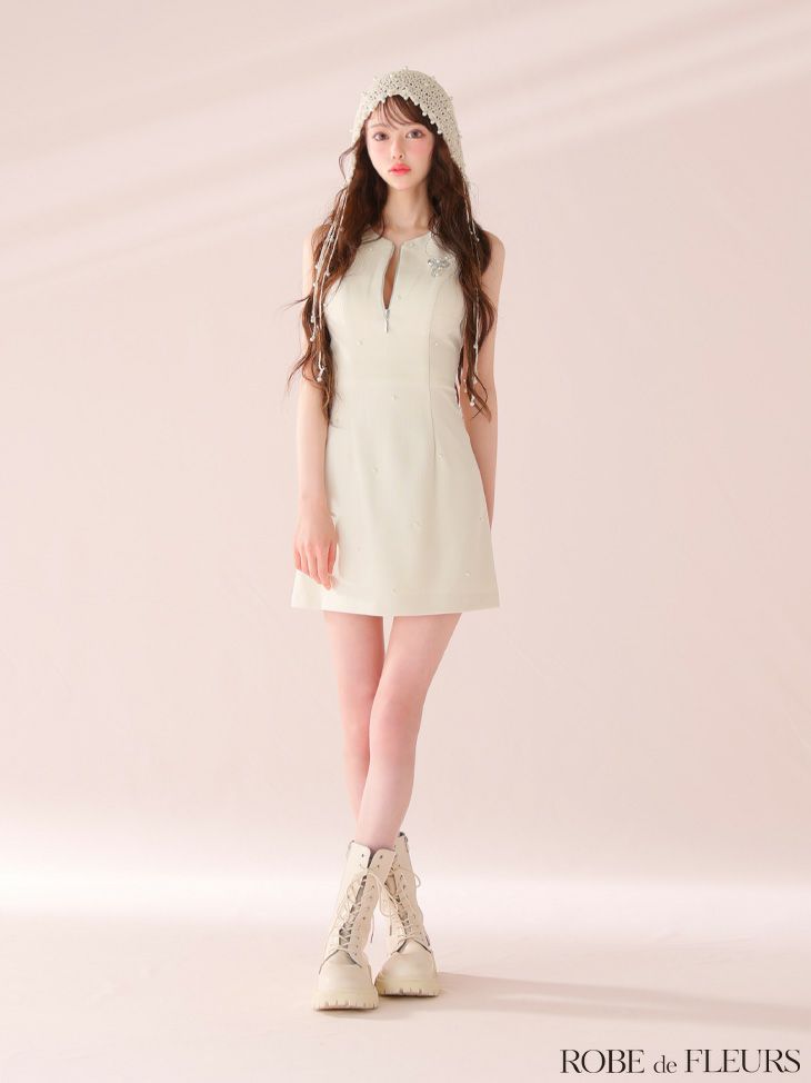 ROBEdeFLEURS/ローブドフルール】ジップデザイン パール ノースリーブ